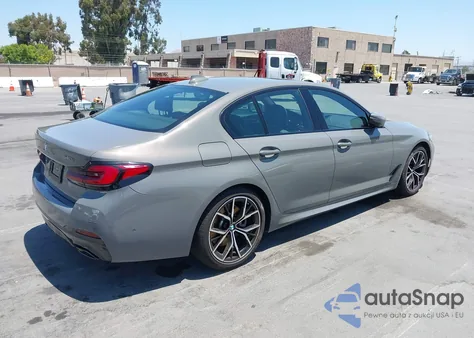 2021 BMW 540I z USA, uszkodzony, nr VIN WBA53BJ07MWX03165